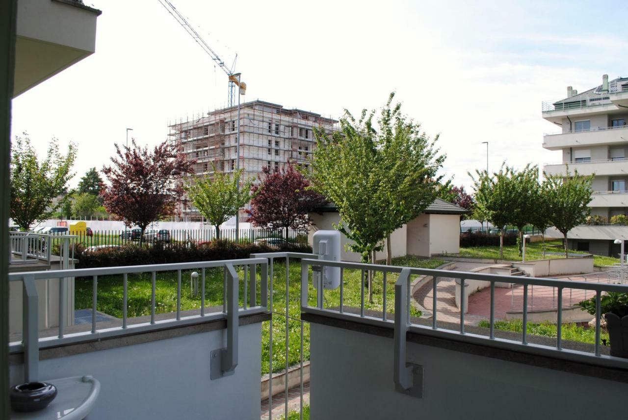 Bnbook - Metropolitan Expo Flat Rho Zewnętrze zdjęcie